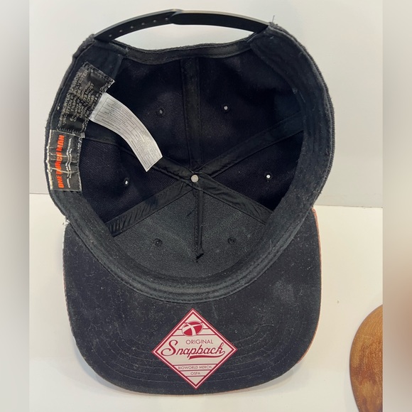 ONE PUNCH MAN by One & Yusuke Murato SnapBack Baseball Cap. - Picture 3 of 6